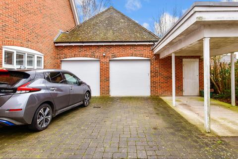 4 bedroom terraced house for sale, Shoesmith Lane, Kings Hill, West Malling, Kent