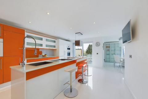 4 bedroom detached house for sale, Grandeview, 58a Carr Hill