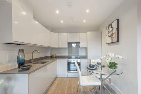 1 bedroom flat to rent, Marsh Road, Pinner HA5