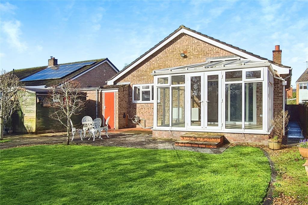 Chantry Gardens, Southwick 3 bed bungalow for sale £350,000
