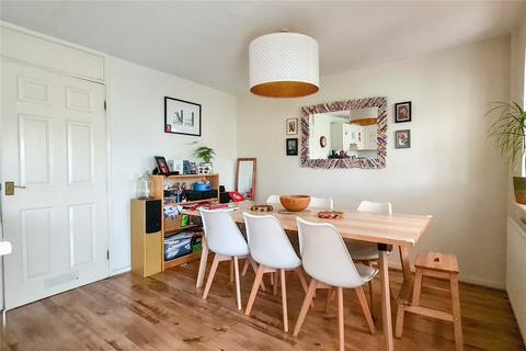 37 Cranmore Close, Trowbridge, BA14 9BU