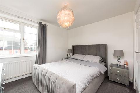 23 Birchill Avenue, Wombourne, Wolverhampton, WV5 0DS