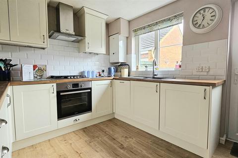 8 Shaef Close, Hilton, Derby, DE65 5JL