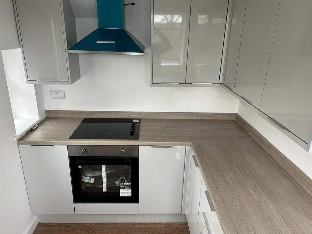 New Fitted Kitchen: