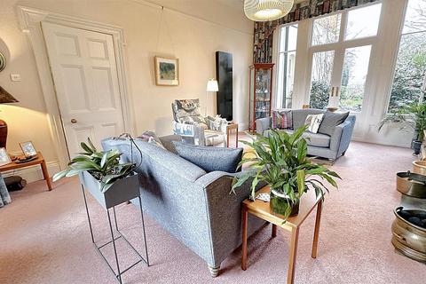 40 Park Hill, Birmingham, B13 8DT