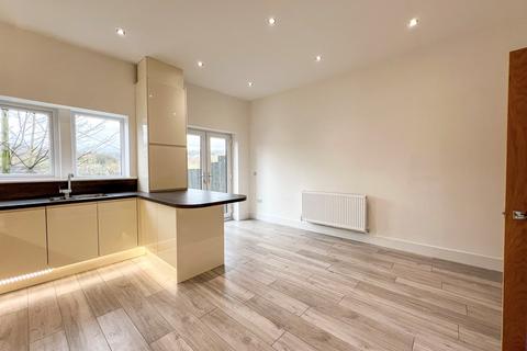 3 bedroom townhouse for sale, 9 Old Turnpike, Holmfirth HD9