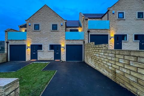 3 bedroom townhouse for sale, 7 Old Turnpike, Holmfirth HD9
