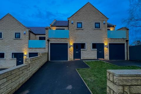 3 bedroom townhouse for sale, 5 Old Turnpike, Holmfirth HD9