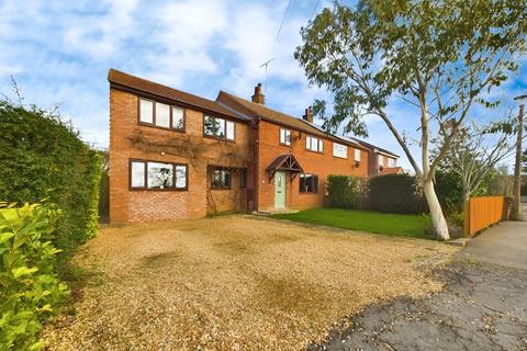 4 bedroom semi-detached house for sale, Beville, Woodwalton, Cambridgeshire.