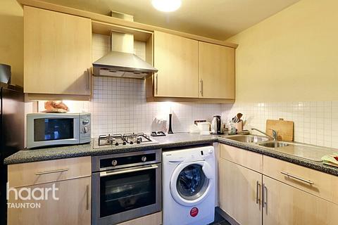 2 bedroom apartment for sale - Massingham Park, Taunton