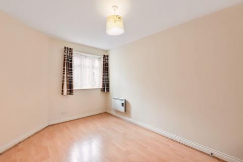 2 bedroom flat to rent, St. Catherines Court, Holgate Road, York, YO24