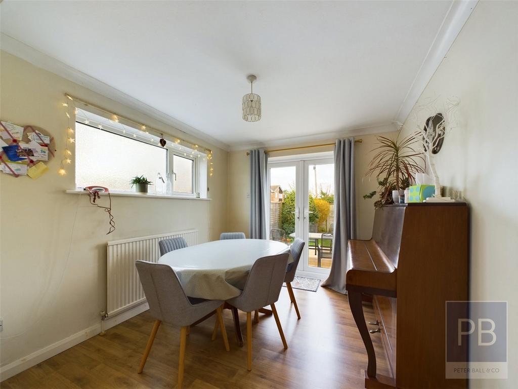 Kitchen /Dining Room