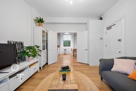 1 bedroom flat for sale, Mornington Crescent, Camden  NW1