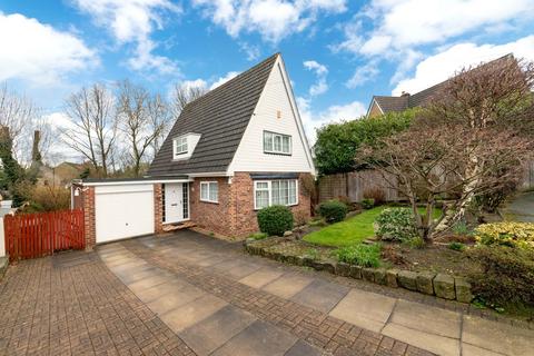 3 bedroom detached house for sale, Manor Close, Notton, WF4