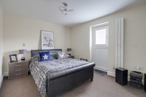 2 bedroom ground floor maisonette for sale, Goldfinch Road, Leighton Buzzard, LU7