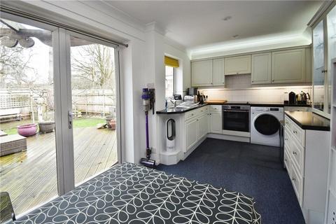 3 bedroom semi-detached house for sale, Linden Walk, North Baddesley, Southampton, Hampshire