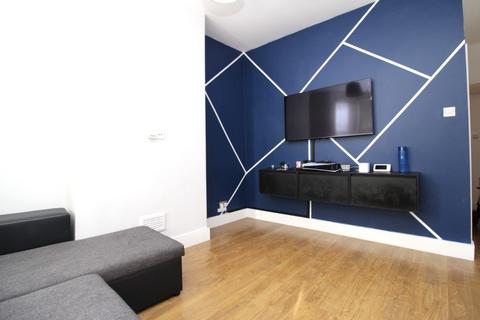 1 bedroom flat for sale, Stanhope Road, North Finchley