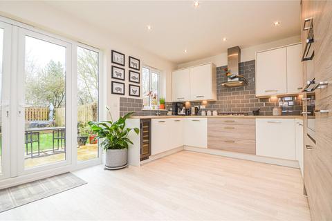 9 Berryfield, Coate, Swindon, SN3 6FB