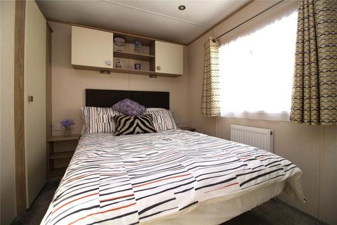 2 bedroom park home for sale, Seabreeze, Shorefield Park, Near Milford On Sea, Hampshire, SO41