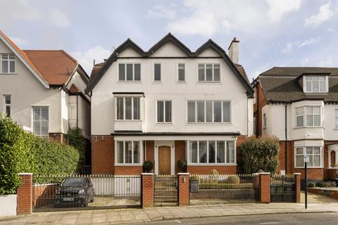 7 bedroom detached house for sale - Burgess Hill, NW2