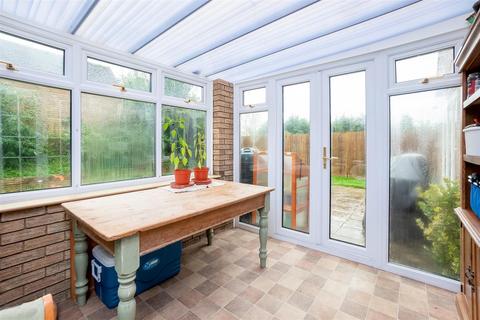 2 bedroom detached bungalow for sale, Burford Road, Chipping Norton OX7