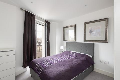 3 bedroom flat for sale - Delphini Apartments, London SE1