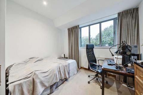 2 bedroom flat for sale, Romeyn Road, Streatham