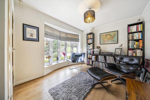 31 Logs Hill, Chislehurst, BR7 5LN