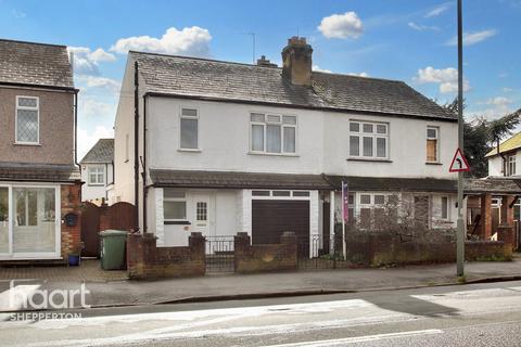 98 Woodthorpe Road, Ashford, TW15 3JY