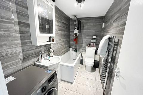 23 Ebbsfleet Walk, Northfleet, Gravesend, DA11 9EN