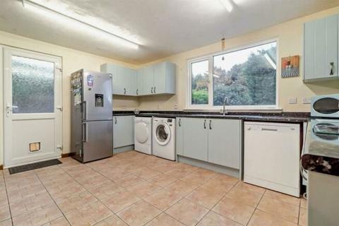 4 bedroom detached house for sale, Colchester Road, Thorpe-le-Soken, Clacton-on-Sea, Essex, CO16 0LB