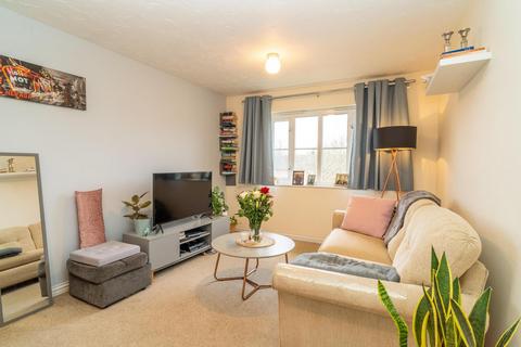 2 bedroom apartment for sale, Corfe Close, Borehamwood, WD6