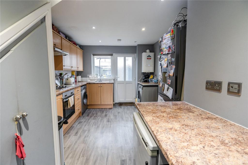 Kitchen (2)