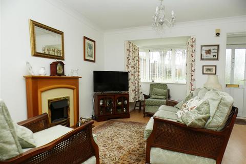 2 Ashdale, Liverpool, L36 4QS