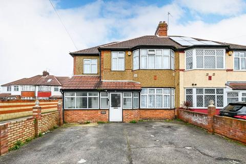 6 bedroom semi-detached house for sale, North Drive, Hounslow, TW3