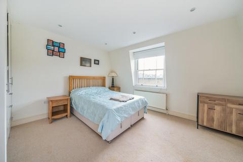 6c Richborne Terrace, London, SW8 1AP
