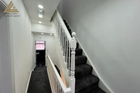 7 bedroom terraced house for sale, Manchester M19