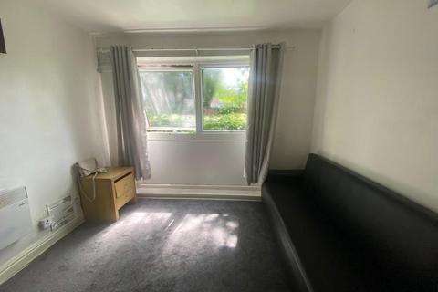 1 bedroom flat for sale, Slade Lane, Manchester M19