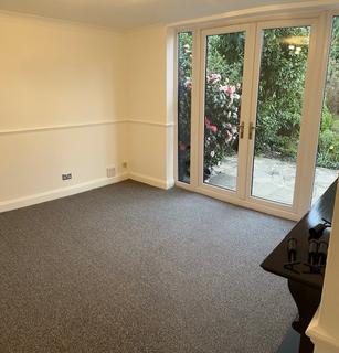 4 bedroom detached house to rent, Abbots Road, Abbots Langley WD5