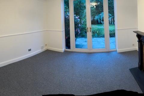 4 bedroom detached house to rent, Abbots Road, Abbots Langley WD5