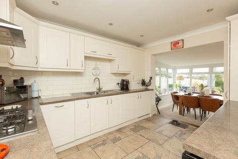 43 Cross Road, Birchington, CT7 9HW