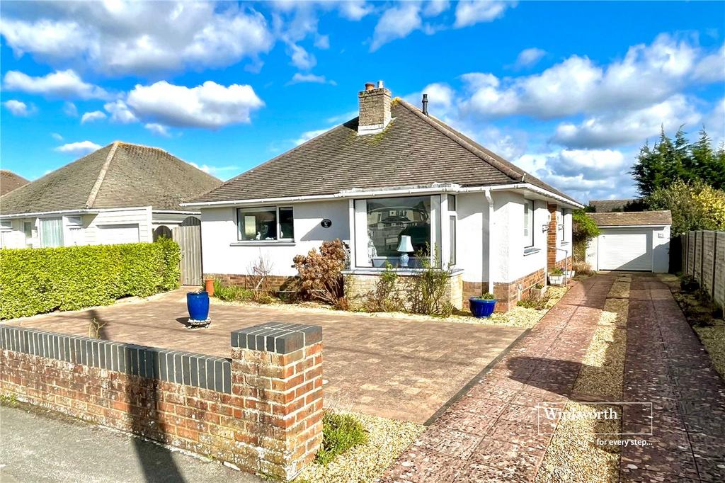 Eldon Avenue, Barton on Sea, New... 3 bed bungalow for sale £525,000
