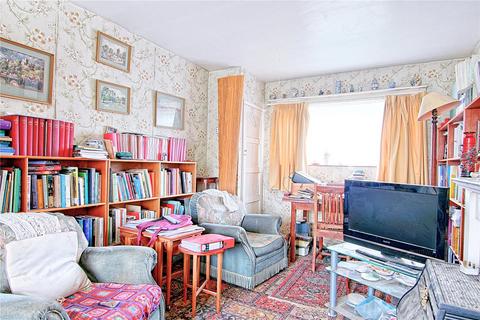 98 Clun Road, Wick, Littlehampton, BN17 7EB
