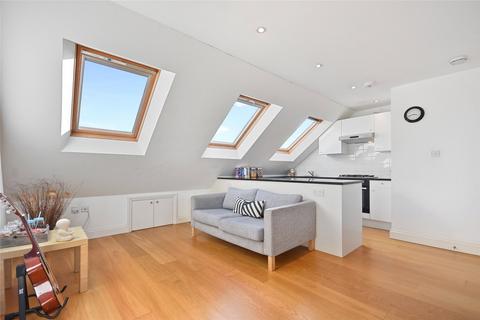 3 bedroom maisonette to rent - Dunraven Road, Shepherds Bush, London, W12