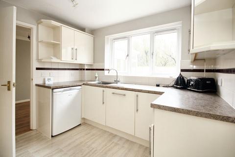 107 Barbondale Close, Great Sankey, Warrington, WA5 3GY