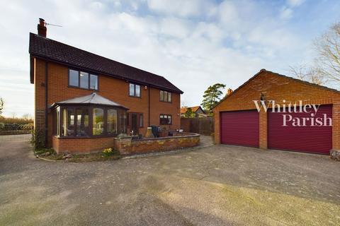 4 bedroom detached house for sale, Church Road, Shelfanger