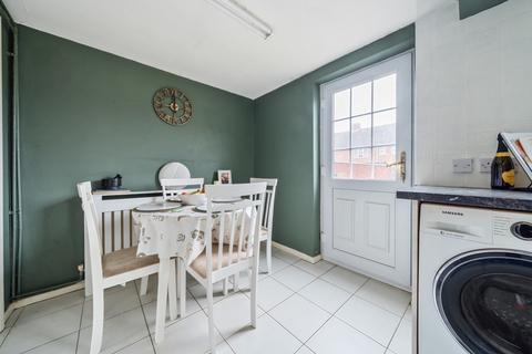 17 Antrim Way, Grimsby, DN33 2DL