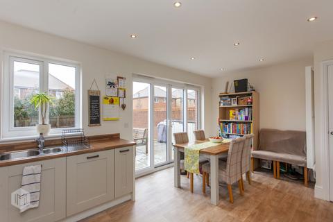 22 Avoncliffe Road, Worsley, Manchester, M28 3UL