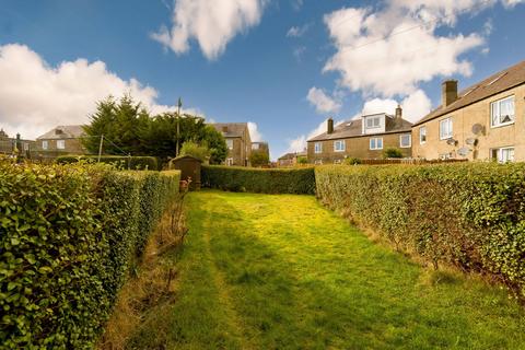143 Crewe Crescent, Edinburgh, EH5 2JN