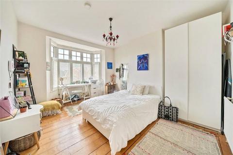73 Laleham Road, Staines-upon-thames, TW18 2EA